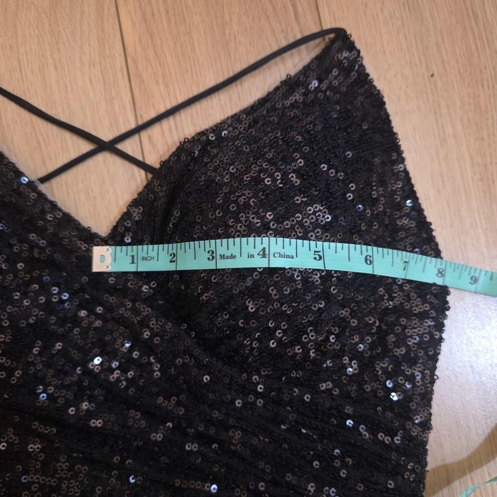 Cinderella Divine Sequin Gown- L - Picture 14 of 15